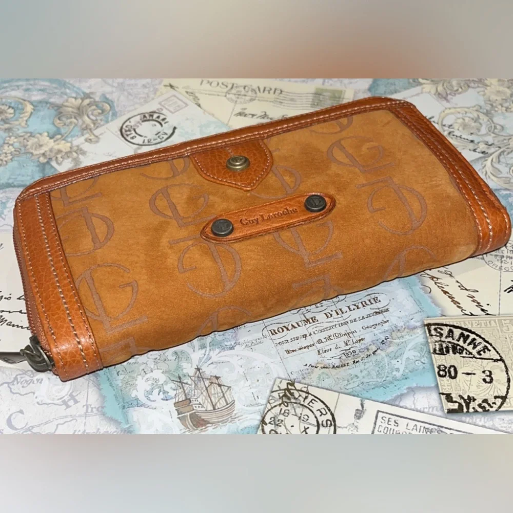 Guy Laroche vintage suede leather long zipper wallet